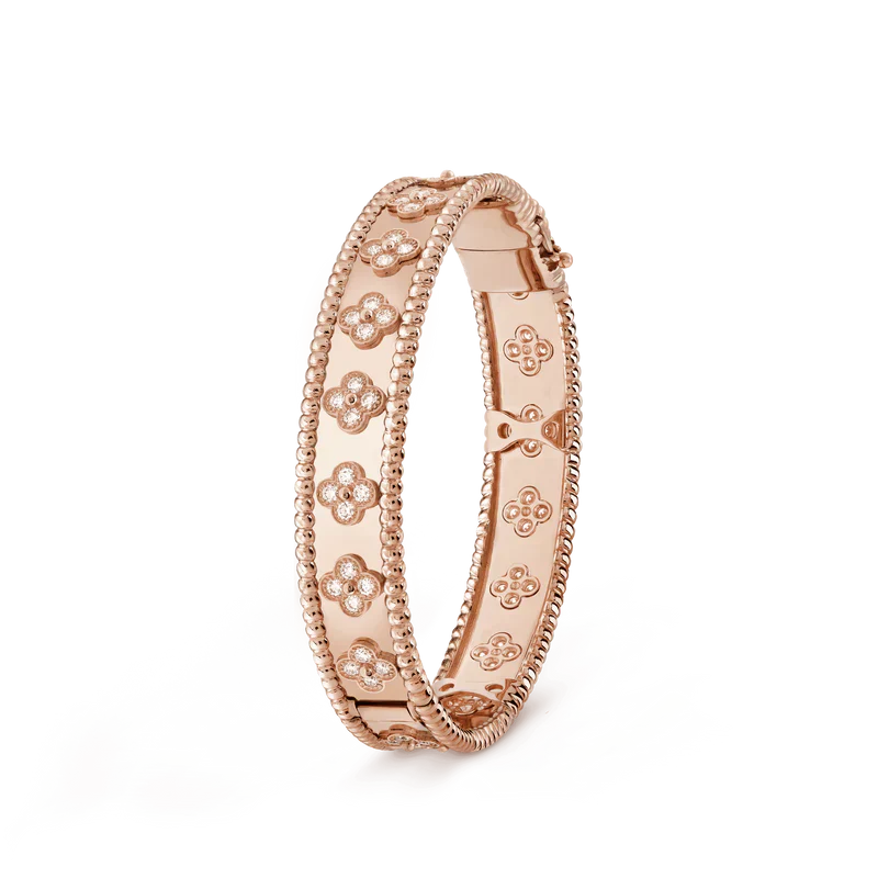Noble Perlée Clovers Bracelet