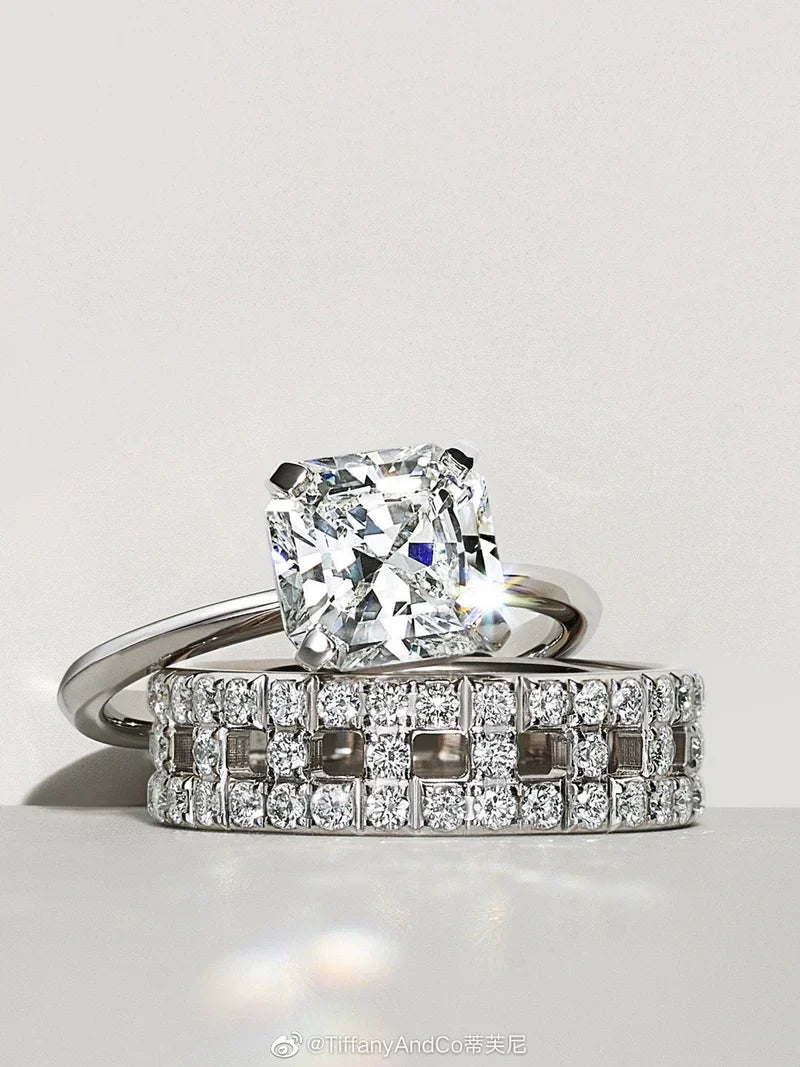 Noble Diamond Engagement Ring