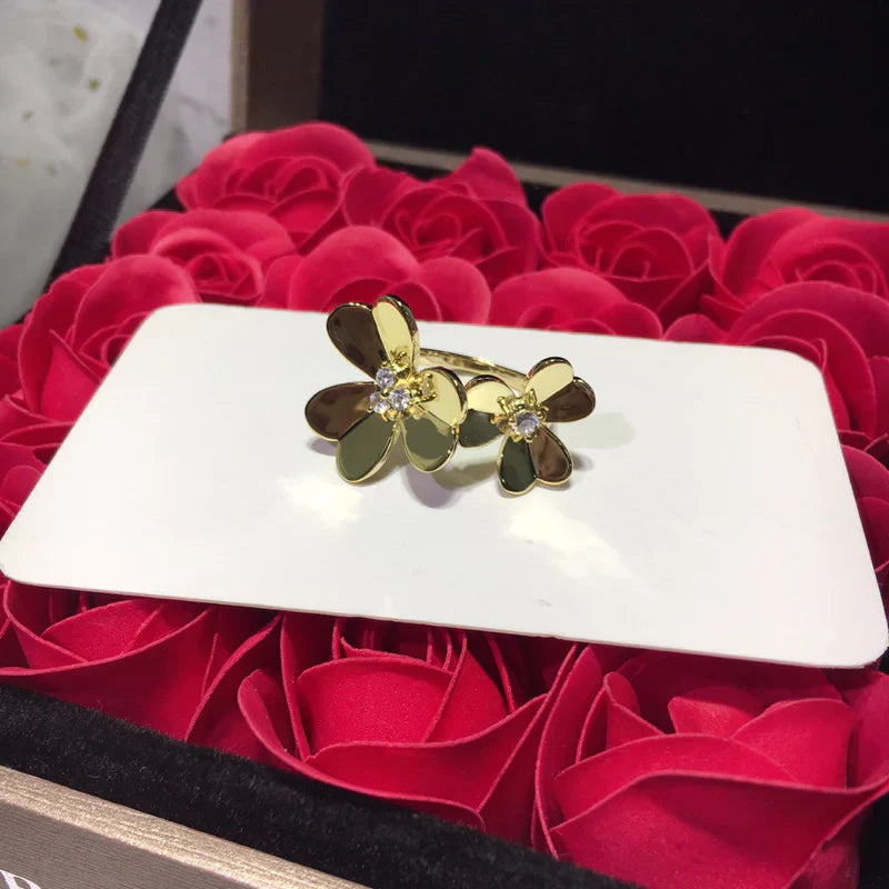 Noble Diamond Frivole Between The Finger Ring Elegant Luxury