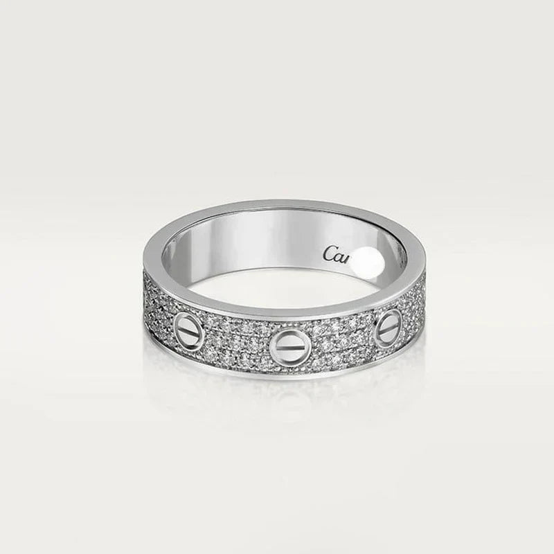 Noble Love Diamond-Paved 5mm Ring Classic Sparkle