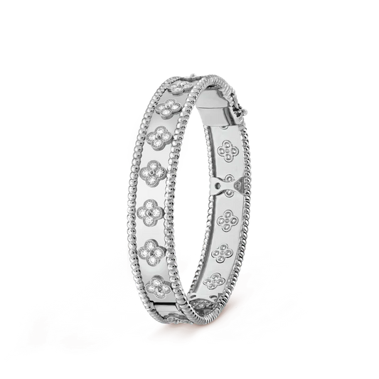 Noble Perlée Clovers Bracelet