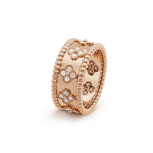 Noble Perlée Clovers Ring