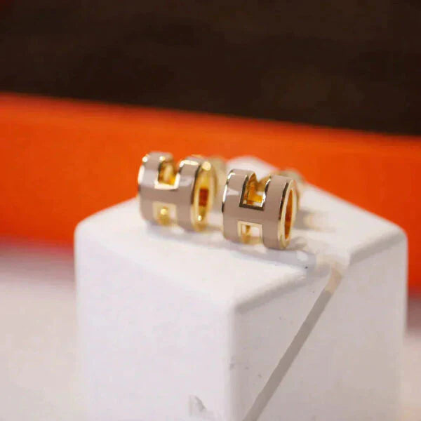 Noble Mini Pop H Earrings