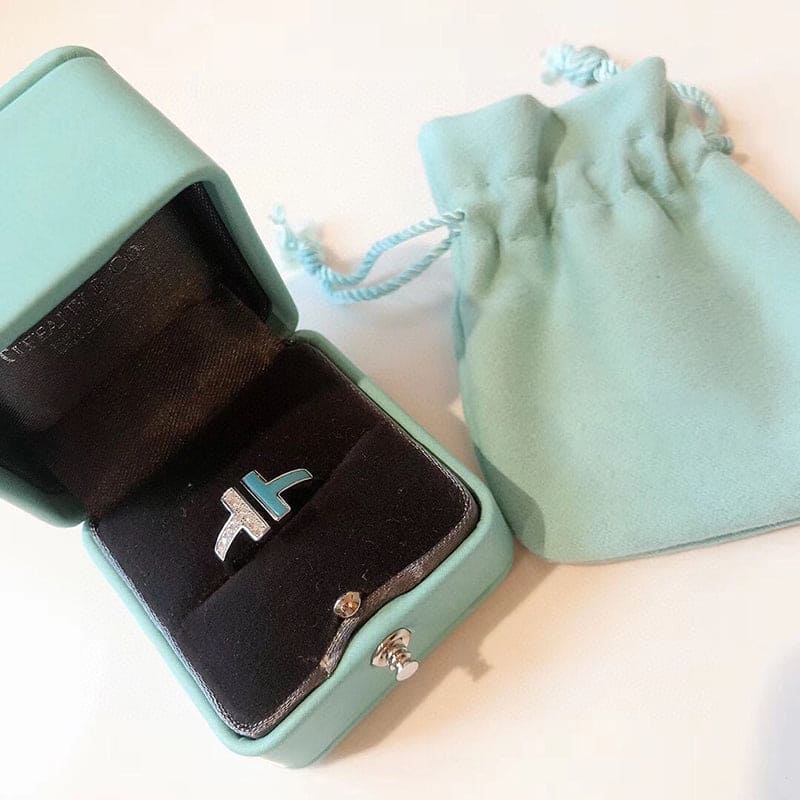 Noble T Diamond & Turquoise Wire Ring