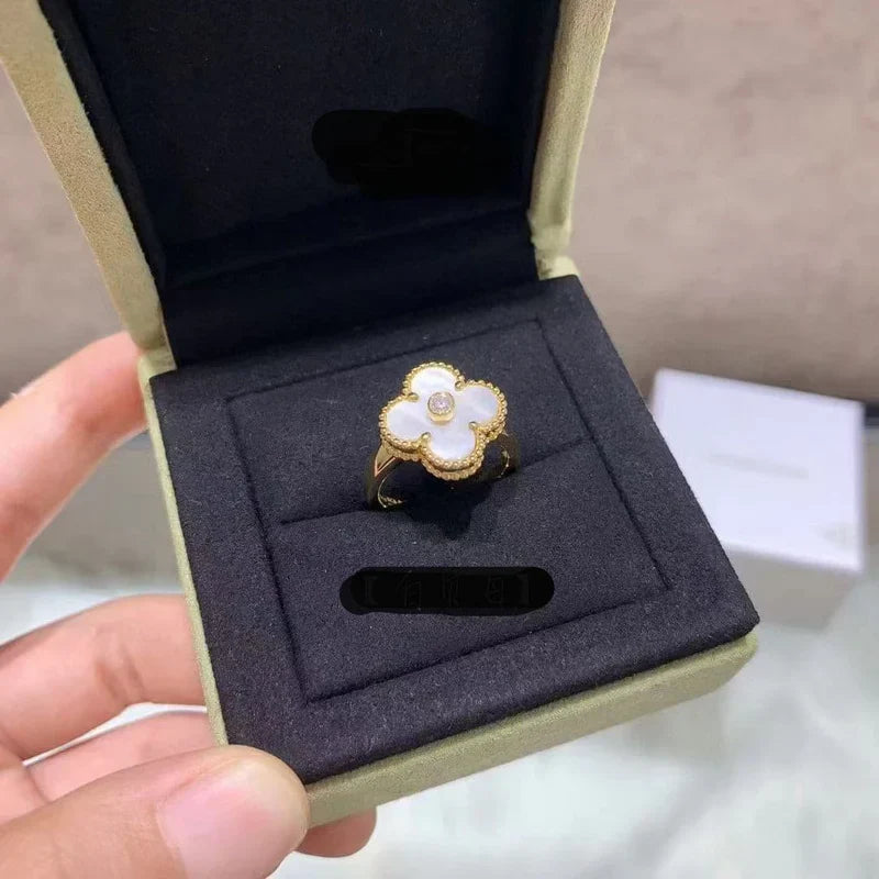 Noble Vintage Alhambra Pearl Ring Elegant Jewelry