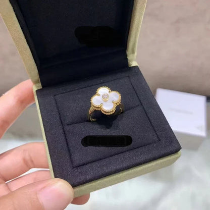 Noble Vintage Alhambra Pearl Ring Elegant Jewelry