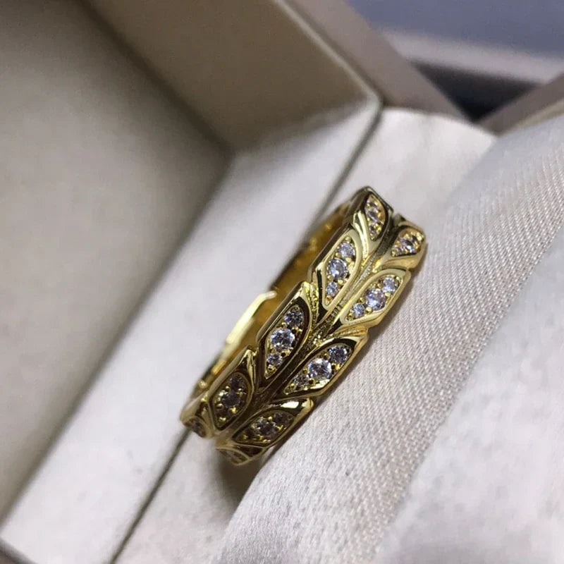 Noble Yellow Gold Victoria Vine Ring