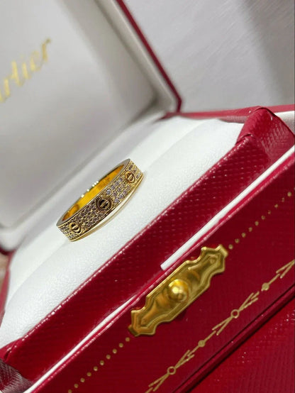Noble Steel Love Diamond-Paved 3mm Ring Sleek Elegance