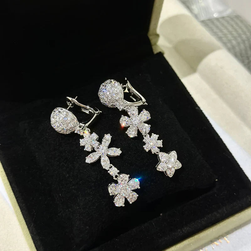 Noble Folie Des Prés Earrings Elegant Style