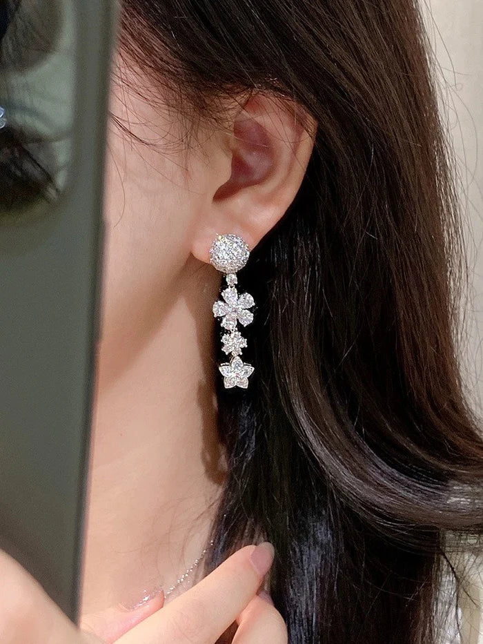 Noble Folie Des Prés Earrings Elegant Style