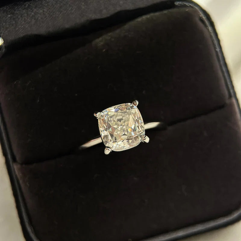 Noble Diamond Engagement Ring